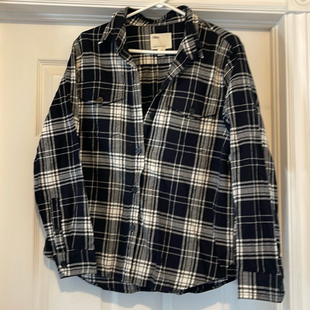 Tilley button up shirt size large